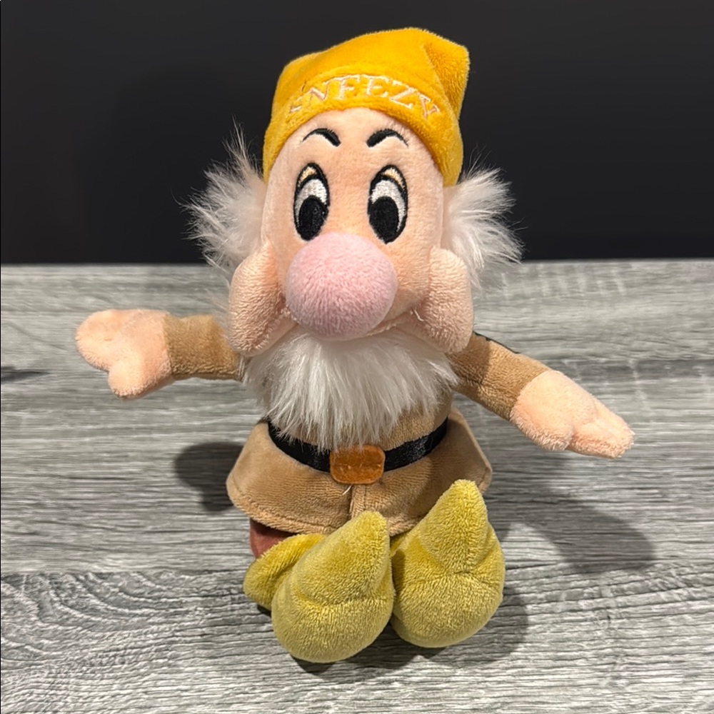 Disney | Snow White and the Seven Dwarfs: Sneezy - 8” Collectible Plush Toy